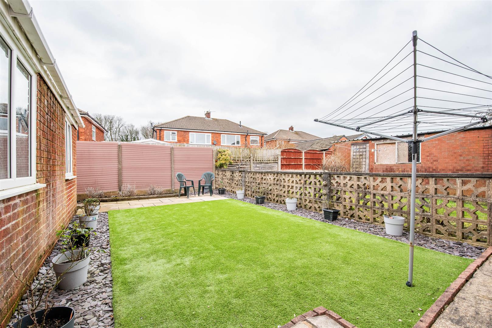 3 bed property in Selkirk Drive, Preston
